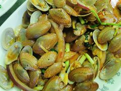 -四川小胡子海鲜(丁村万人海鲜广场店)