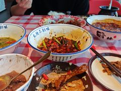 -笨豆腐居民楼菜馆•江西小炒(天津开发区店)