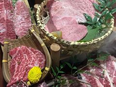 -山川小町·极番烧肉(新地假日广场店)