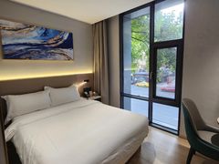 -宜尚酒店(广州上下九永庆坊长寿路地铁站店)