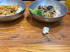-湘人龙记老长沙米粉(鸟巢店)