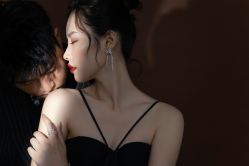 -挪娅婚纱摄影皇家会所