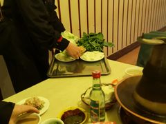 -洞庭洲·防空洞火锅·烧烤·铜锅涮肉(新百广场店)