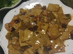 -大梁骨头馆·酱骨老菜(友好店)