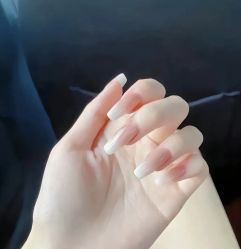 -七彩虹美甲美睫 半永久