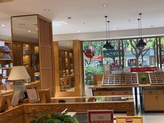 -宝丽眼镜(湖墅店)
