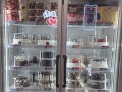 -DQ·蛋糕·冰淇淋(浦江欢乐颂店)