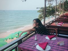 -卷心菜和避孕套餐厅(Pattaya)