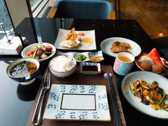-新鲜特色餐厅(香格里拉大酒店)