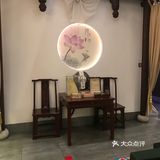暑假到了，坐坐小憩一下，听听小曲，活动心灵