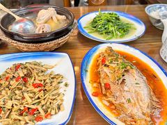 -缘来聚·徽菜名店(黄山宏村店)