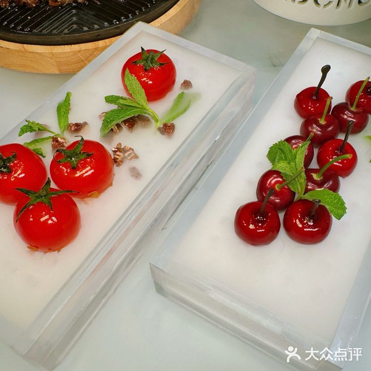 不用再飞北京!!成都也能吃到同款酥不腻烤鸭了