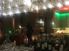 -山港凯悦酒店·BEBA海滩烧烤餐厅酒吧