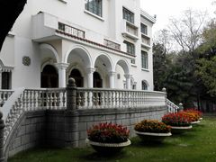 -上海安亭别墅花园酒店