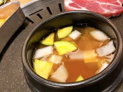 -江南猪肉商会无限续吃(弘大店)