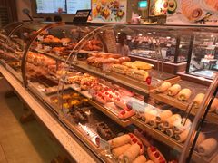-巴黎贝甜(泗泾店)