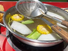 -潮汕·草根牛肉档(上海荟聚城市集市店)