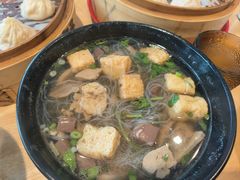 -玖鲜小笼(中山广场店)