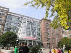 -上海市实验学校