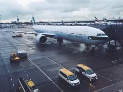 -班达拉奈克国际机场