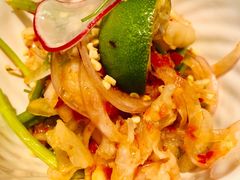 柠檬酸辣无骨凤爪-帕蓝·暹罗料理(曲阳店)