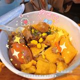 一碗有很多牛肉的红烧牛肉面