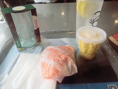-麦当劳(小白楼店)