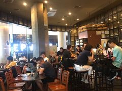 大堂-星巴克臻选(深圳皇庭广场分店)