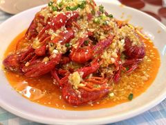 -捌贰虾蟹·江湖菜馆(江汉路店)