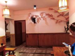 -三道苗苗鱼·美蛙黄辣丁(八里店)