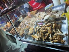 -正宁路小吃夜市