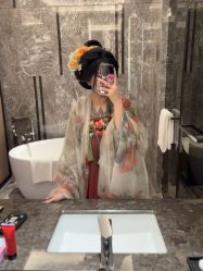-支流映画摄影·汉服妆造跟拍(本宫来了银泰店)