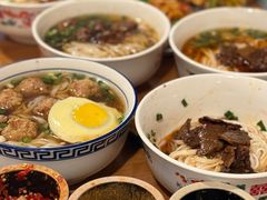 -矮子粉店1985·长沙米粉(湘春路店)
