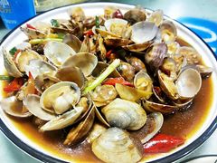 -鑫悦楼煎蟹·16年海鲜大排档