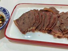 -驴公驴婆(曹杨店)
