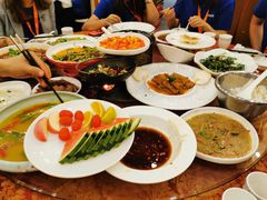 -万重锦·人文川菜馆(骡马市店)