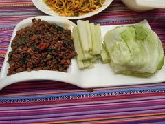 -香巴拉云南餐厅(华莱坞店)