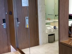 -上海滴水湖皇冠假日酒店