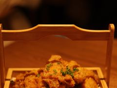 棒棒的蛋黄鸡翅-弄堂里·寻味杭州(湖滨银泰in77C区店)