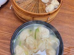三鲜大馄饨-万寿斋(山阴路店)