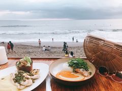 -FINNS Beach Club