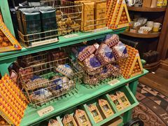 -九又四分之三站台哈利波特商店