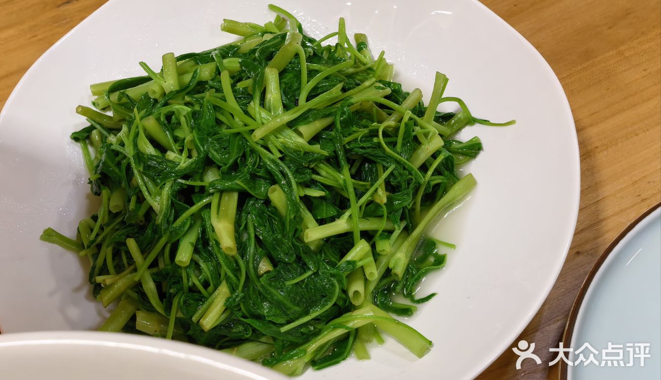 江桥老街的禅意餐厅！中式庭院+巨量菜品！