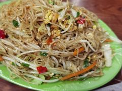 -蚝哥花姐湛江烤生蚝(美丽湾市场店)