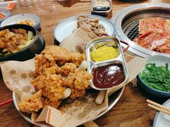 -明洞阿姨·韩式酱蟹烤肉·创意料理(三元桥店)