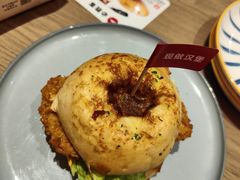-必胜客(上海华谊新所店)
