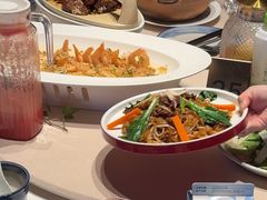 -八府香鸭·啫啫煲(华山路店)