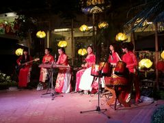 -河内西湖莲花自助餐厅