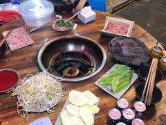 -铜元老码头鳝鱼火锅