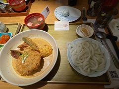 汉堡肉咖喱定食-味太助·银饭食堂(中华城店)